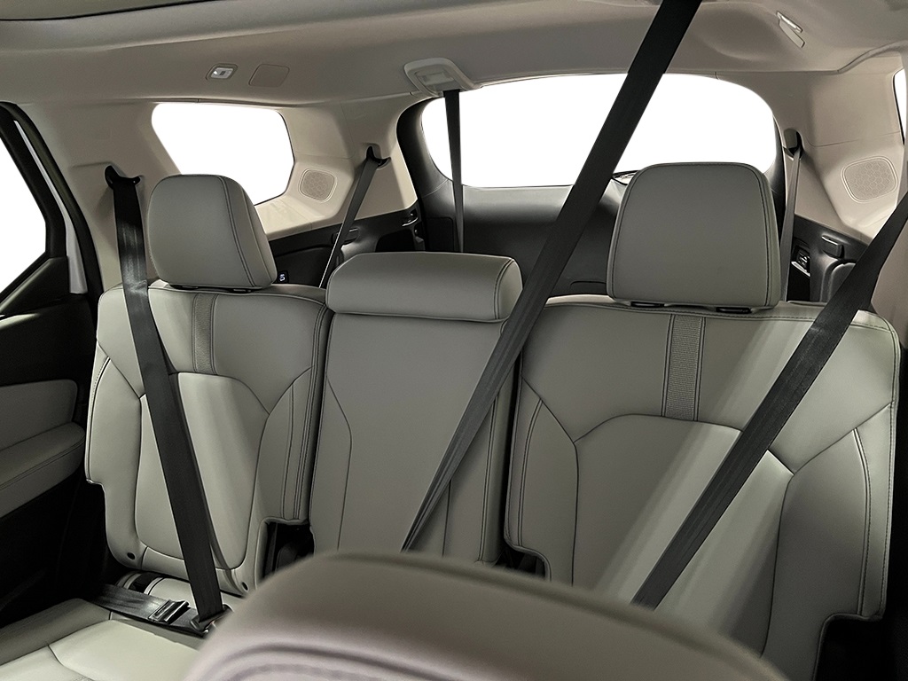 2025 Honda Pilot Touring photo 27