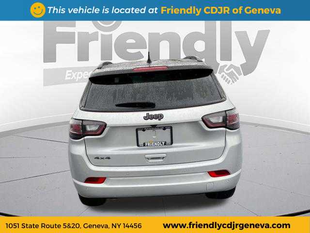2025 Jeep Compass Limited photo 6