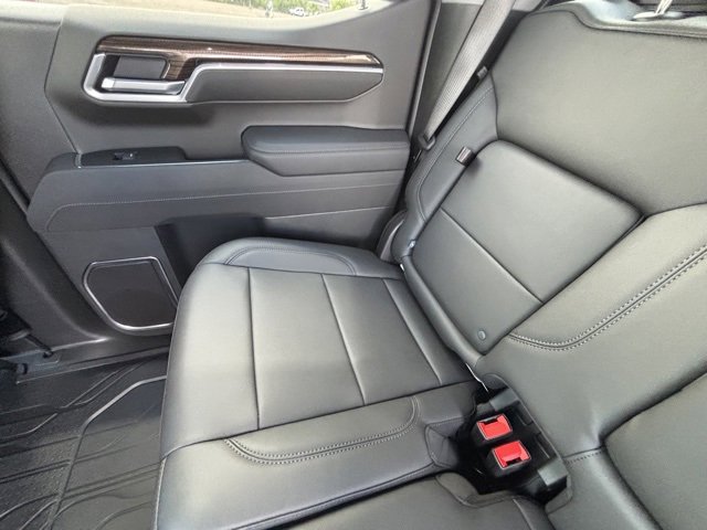 2026 Chevrolet Silverado 1500 LT photo 17