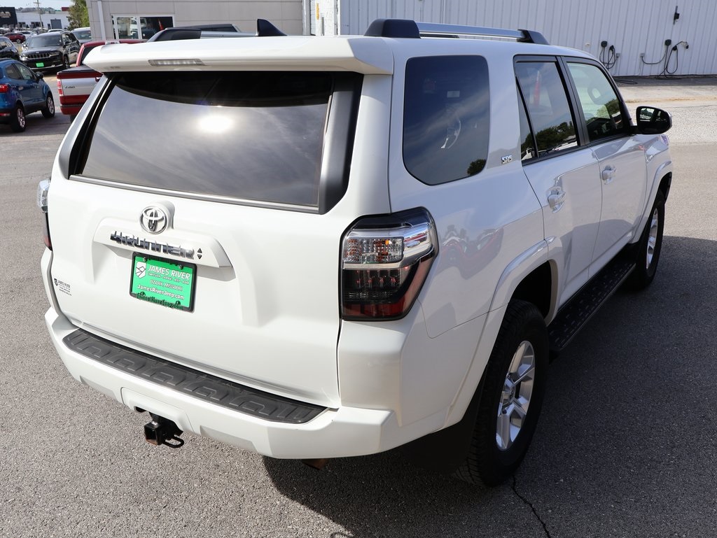 2024 Toyota 4Runner SR5 photo 5