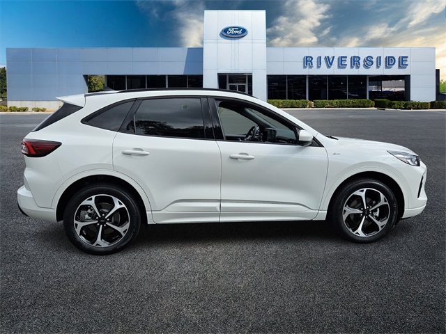 2023 Ford Escape ST-Line Select photo 8