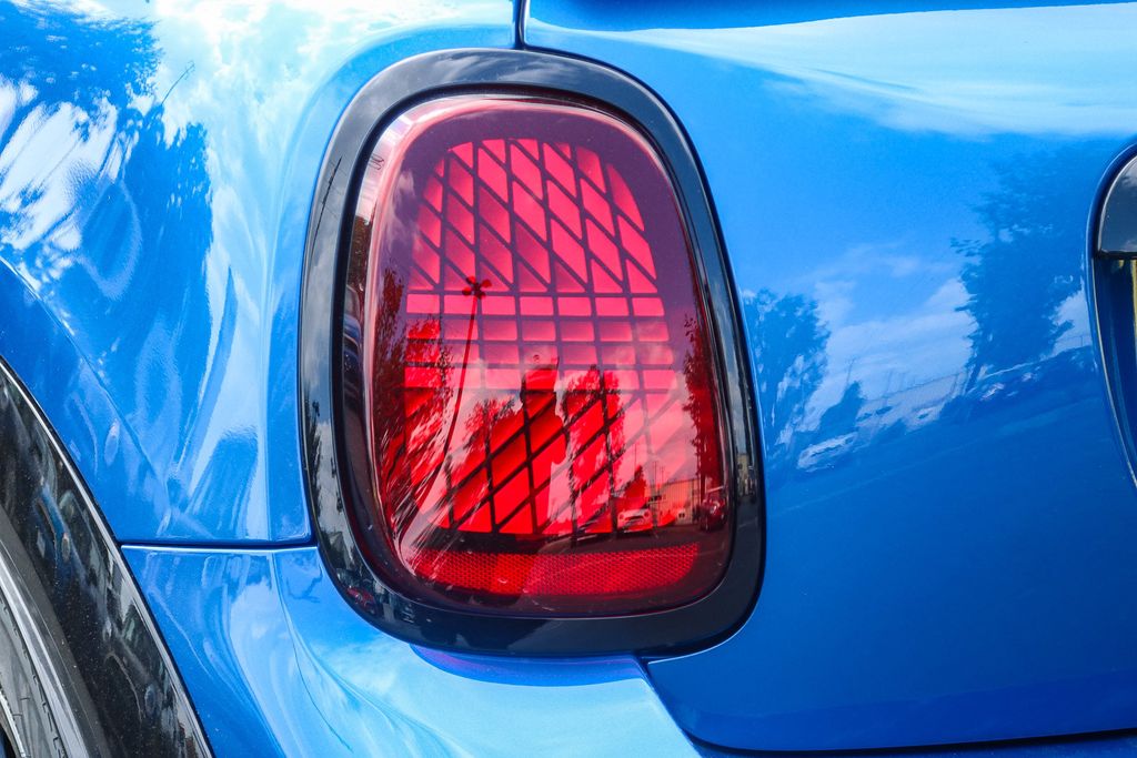 2026 Mini Cooper Convertible Iconic photo 13