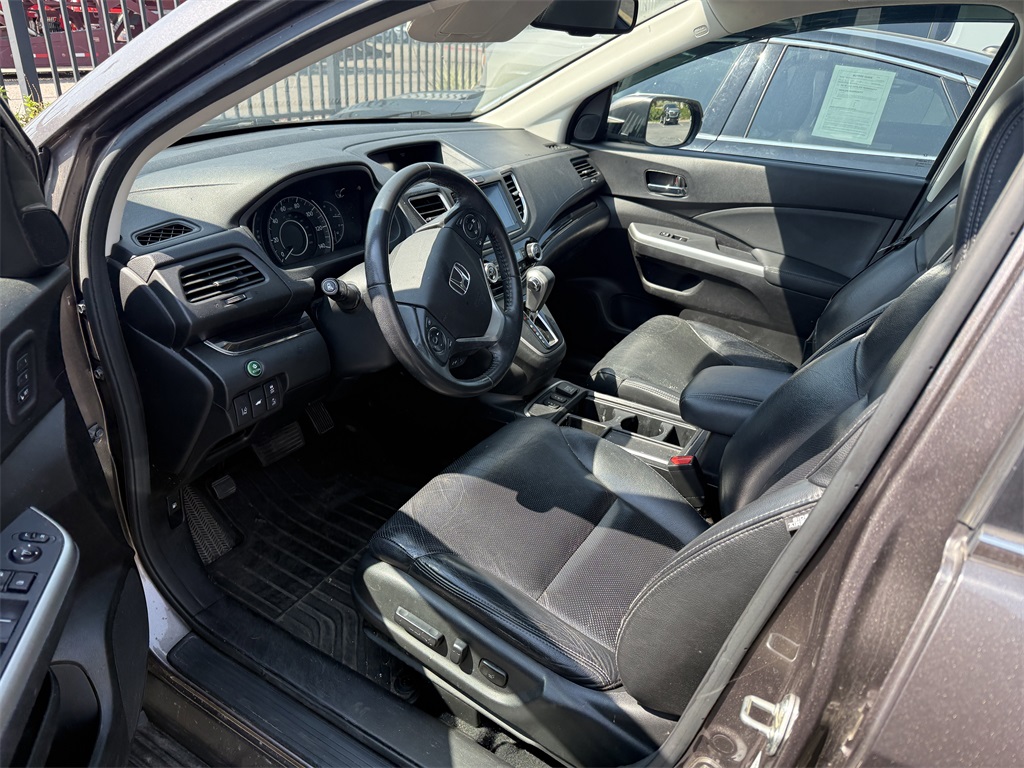 2016 Honda CR-V Touring photo 2