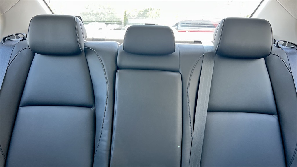 2025 Mazda Mazda3 Sedan 2.5 Select Sport photo 18