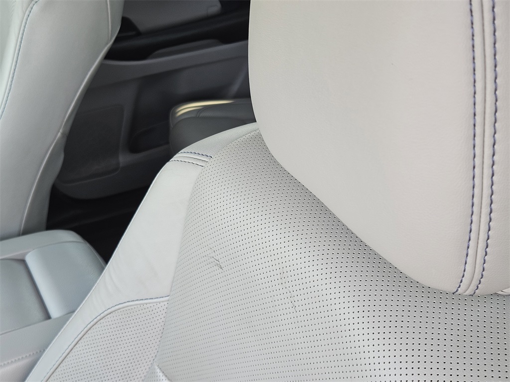 2018 Toyota Highlander Limited Platinum photo 21
