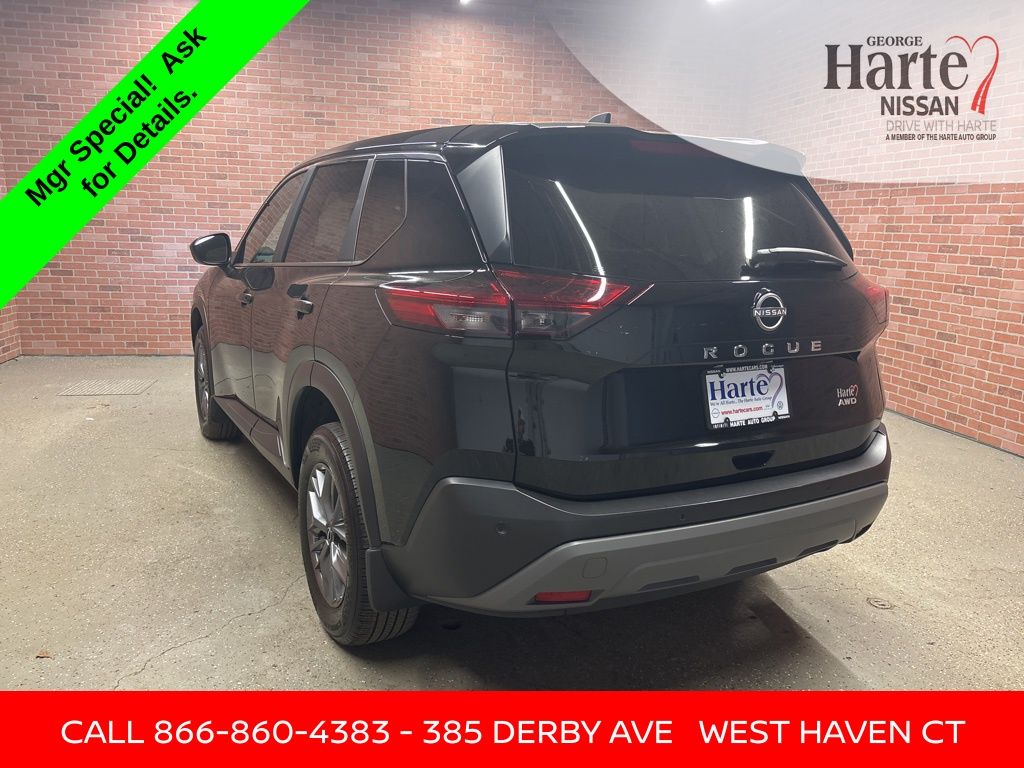 2023 Nissan Rogue S photo 4