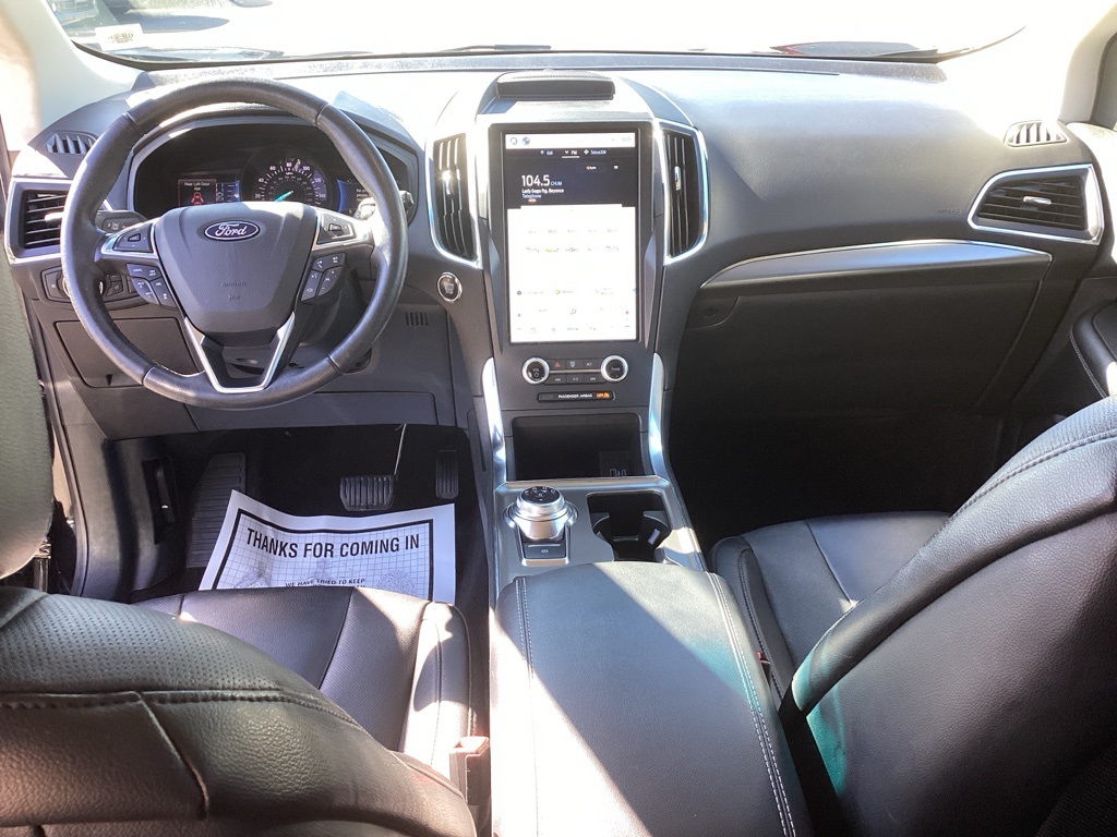 2022 Ford Edge Titanium photo 25