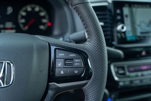 2026 Honda Ridgeline Black Edition photo 24