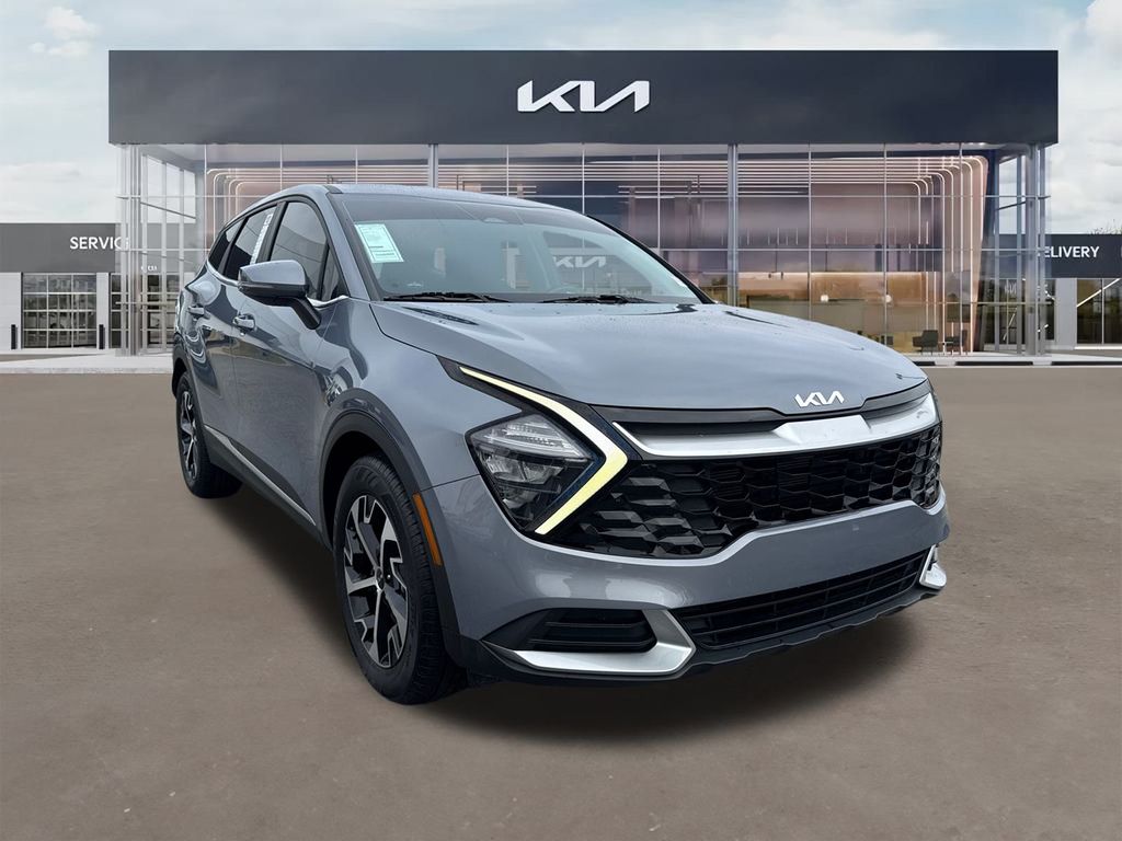 2023 Kia Sportage EX's photo