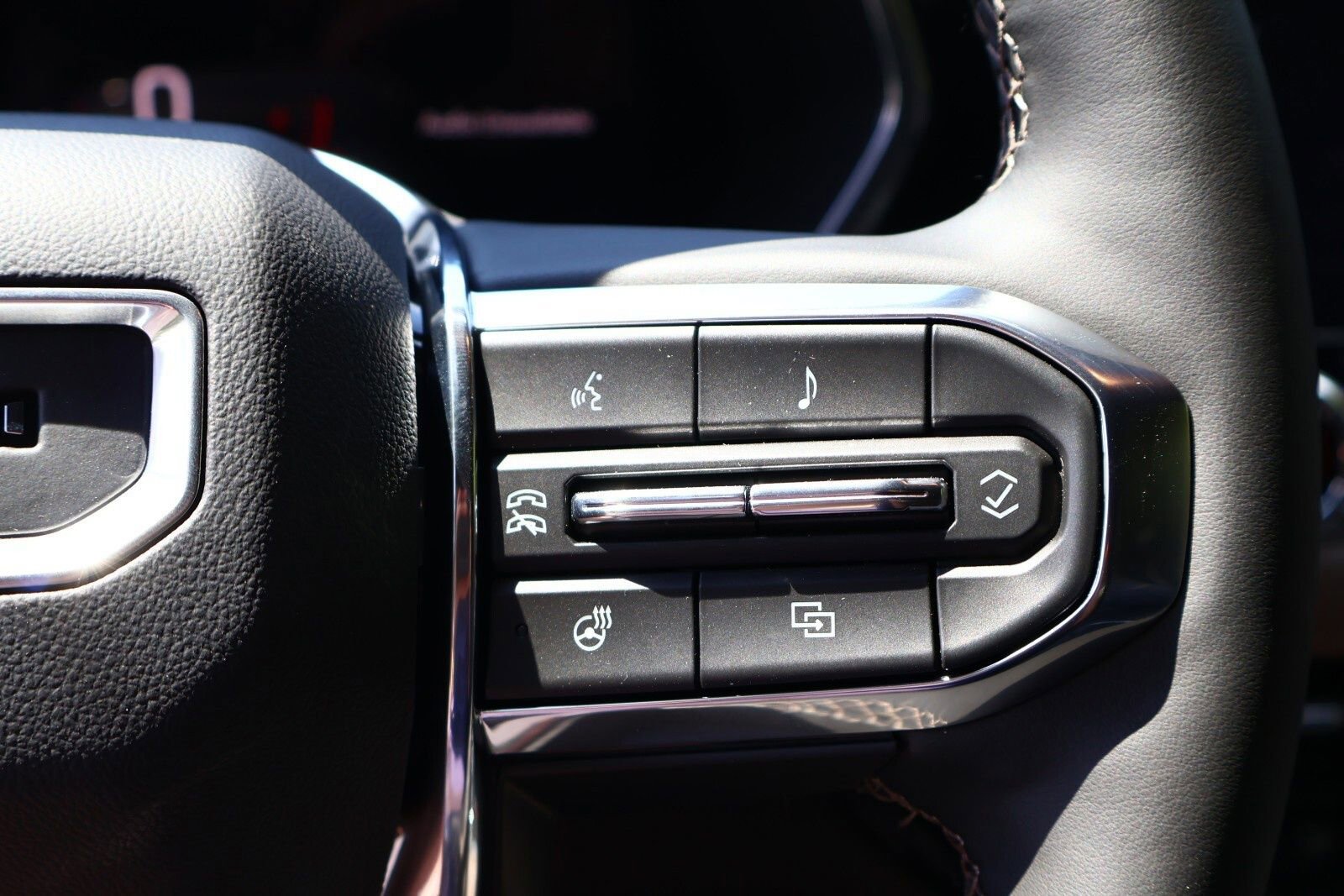 2025 Gmc Canyon Denali photo 17