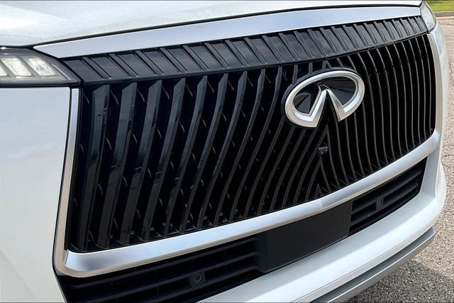 2026 Infiniti QX80 Luxe photo 29