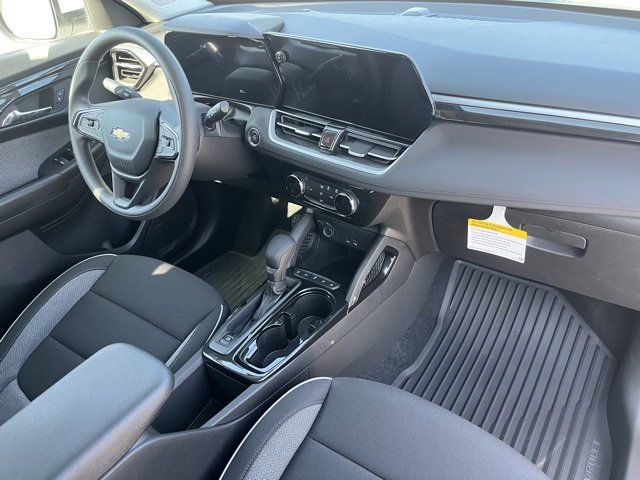 2026 Chevrolet Trailblazer LT photo 16