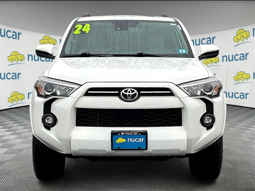 2024 Toyota 4Runner SR5 photo 2