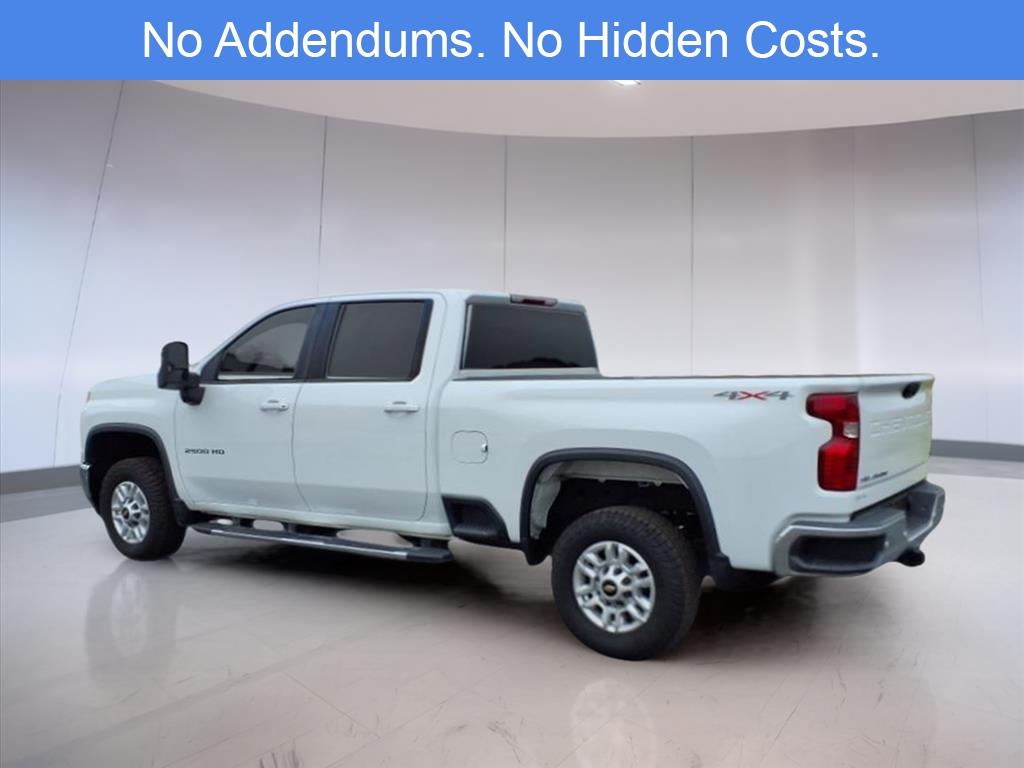 2022 Chevrolet Silverado 2500HD LT photo 3