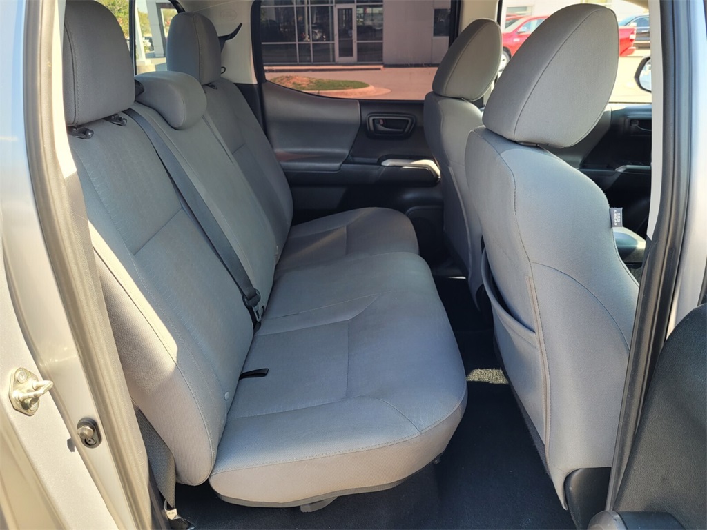 2018 Toyota Tacoma SR5 Double Cab V6 photo 11