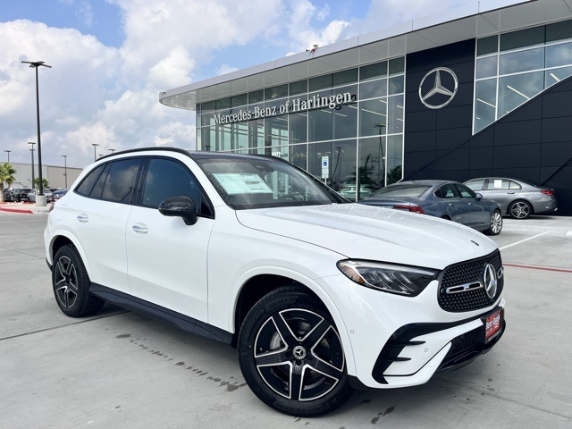 2026 Mercedes-Benz GLC Base's photo