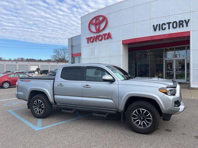 2023 Toyota Tacoma TRD Sport's photo