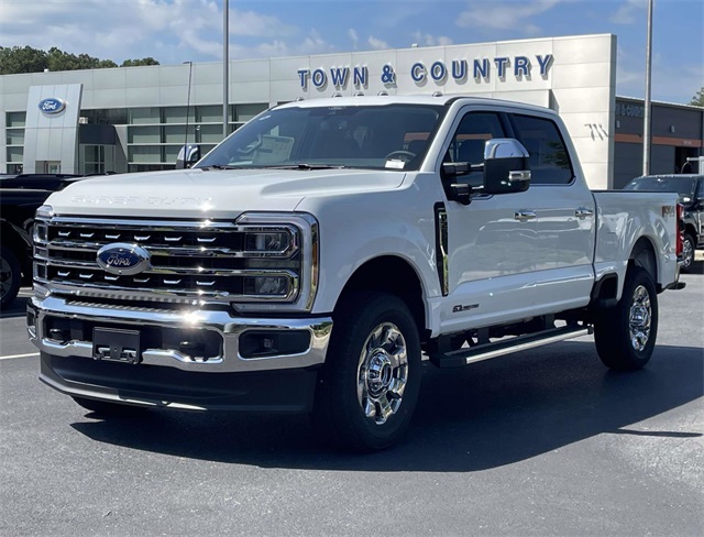 2026 Ford F-250 photo 3