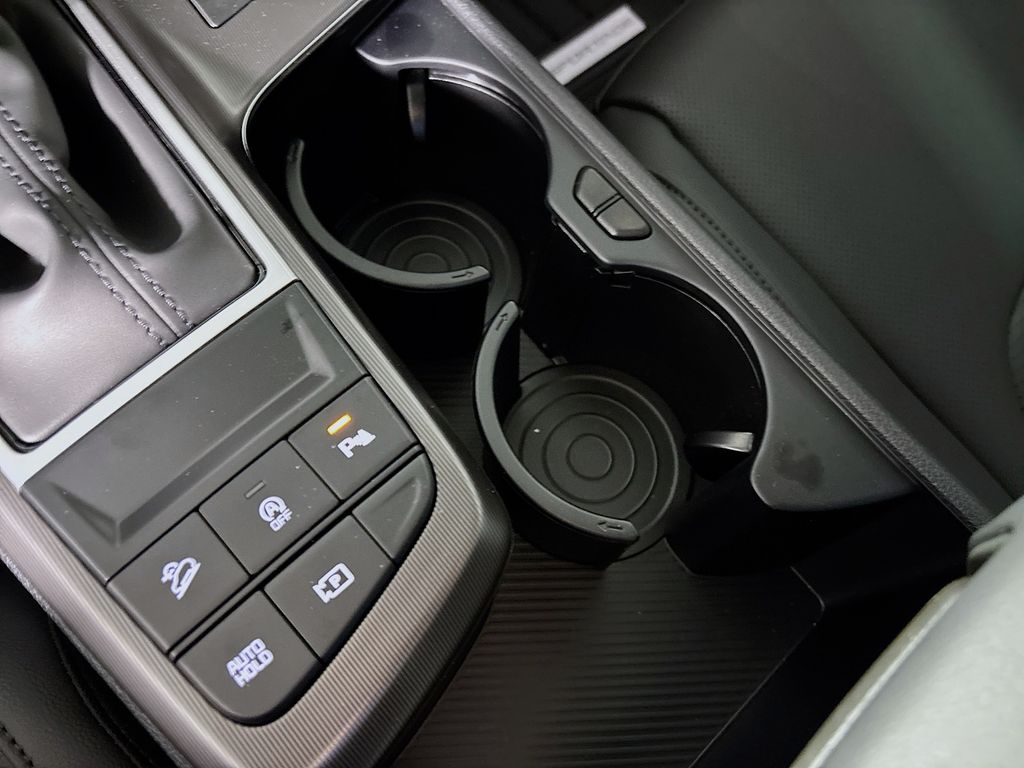 2026 Kia Sportage SX Prestige photo 13