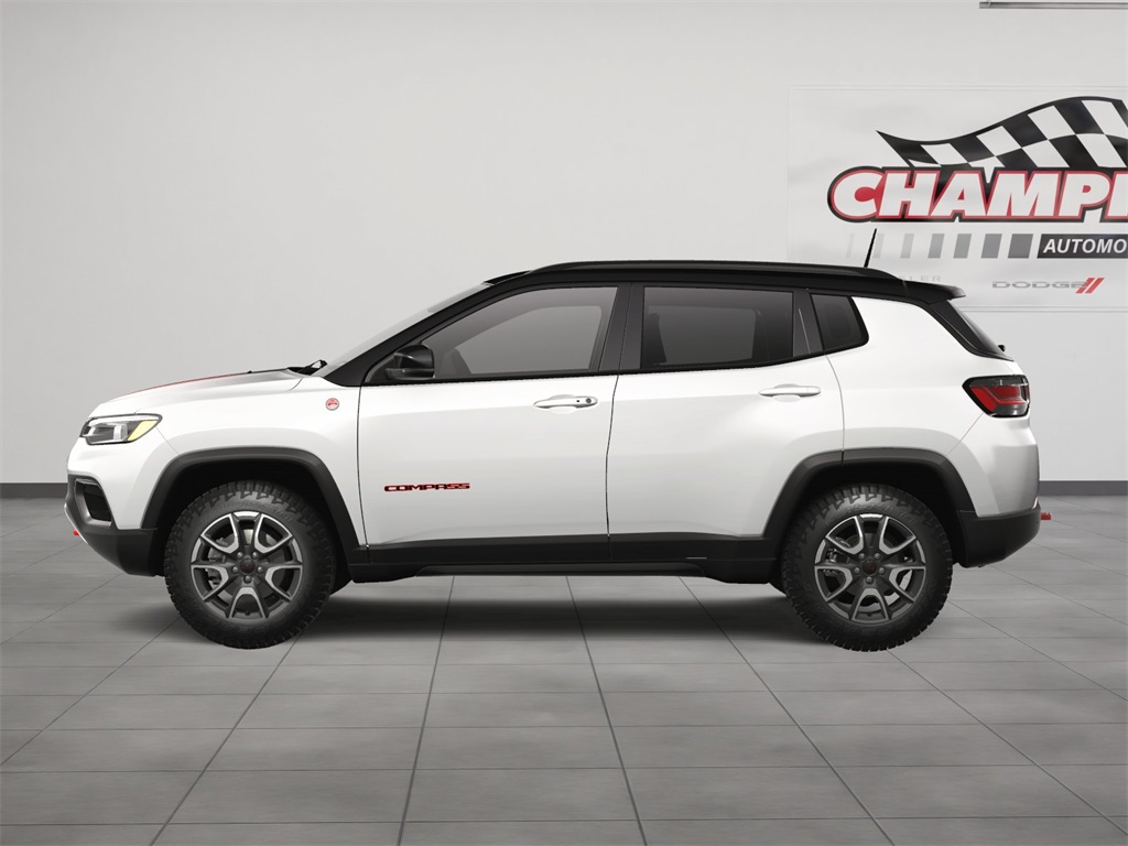 2025 Jeep Compass Trailhawk photo 3