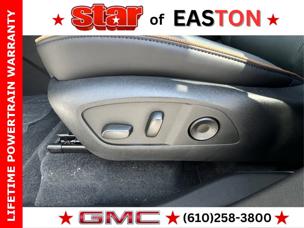 2026 Gmc Acadia AT4 photo 12