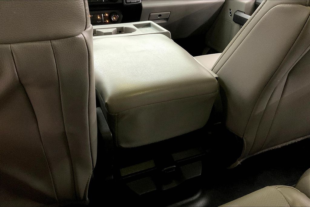 2016 Ford F-150 XL photo 32
