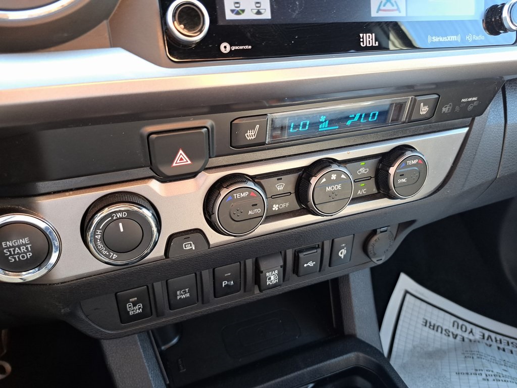 2023 Toyota Tacoma Limited photo 16