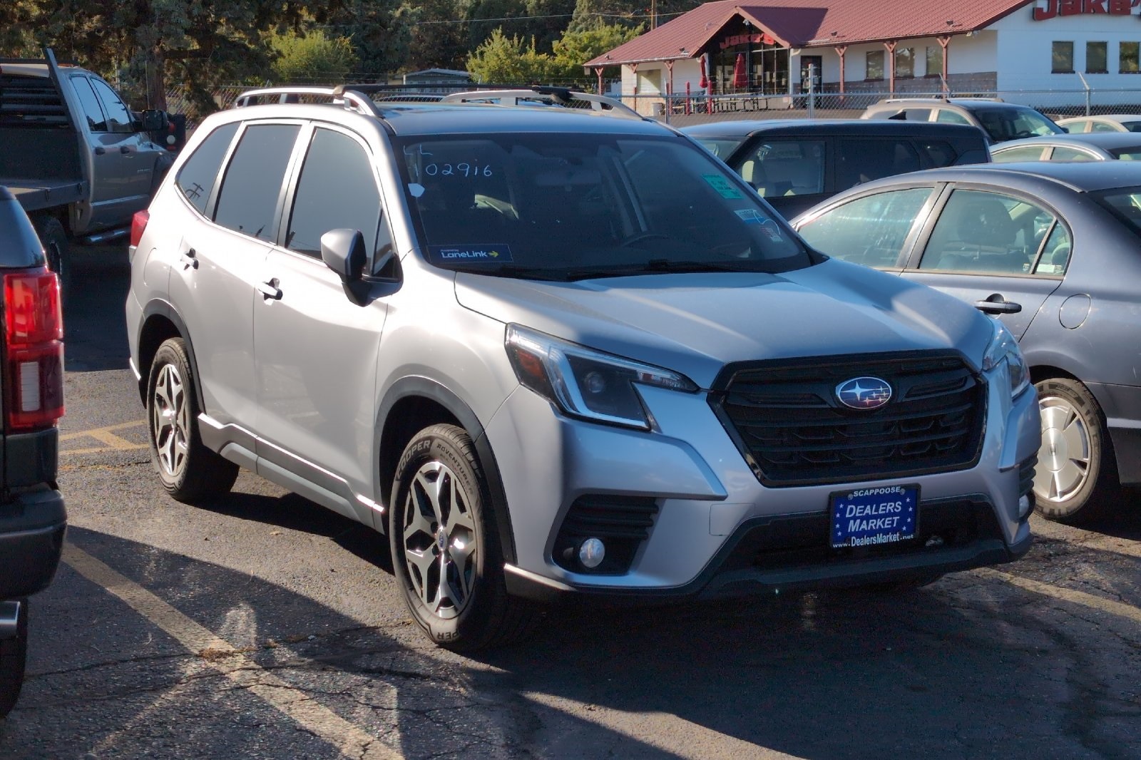 2022 Subaru Forester Premium photo 2