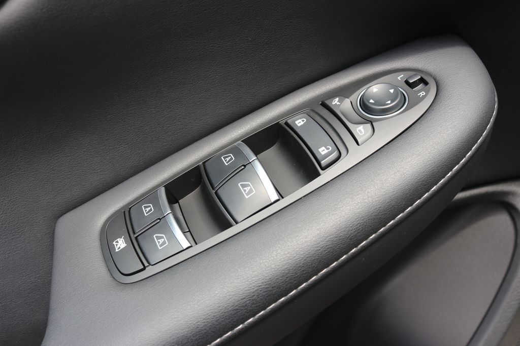 2025 Infiniti QX50 Luxe photo 11