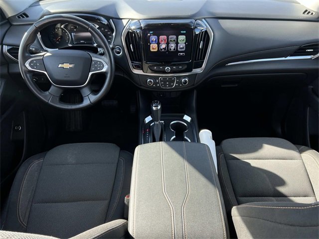 2019 Chevrolet Traverse Cloth 1LT photo 2