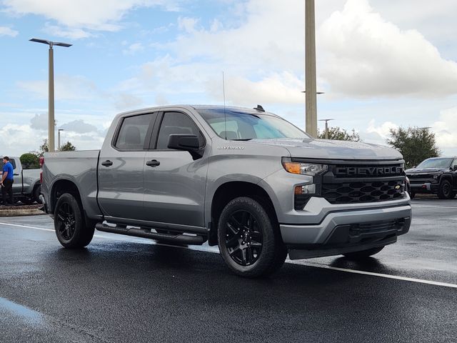 2023 Chevrolet Silverado 1500 Custom photo 7