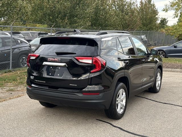 2022 Gmc Terrain SLE photo 2