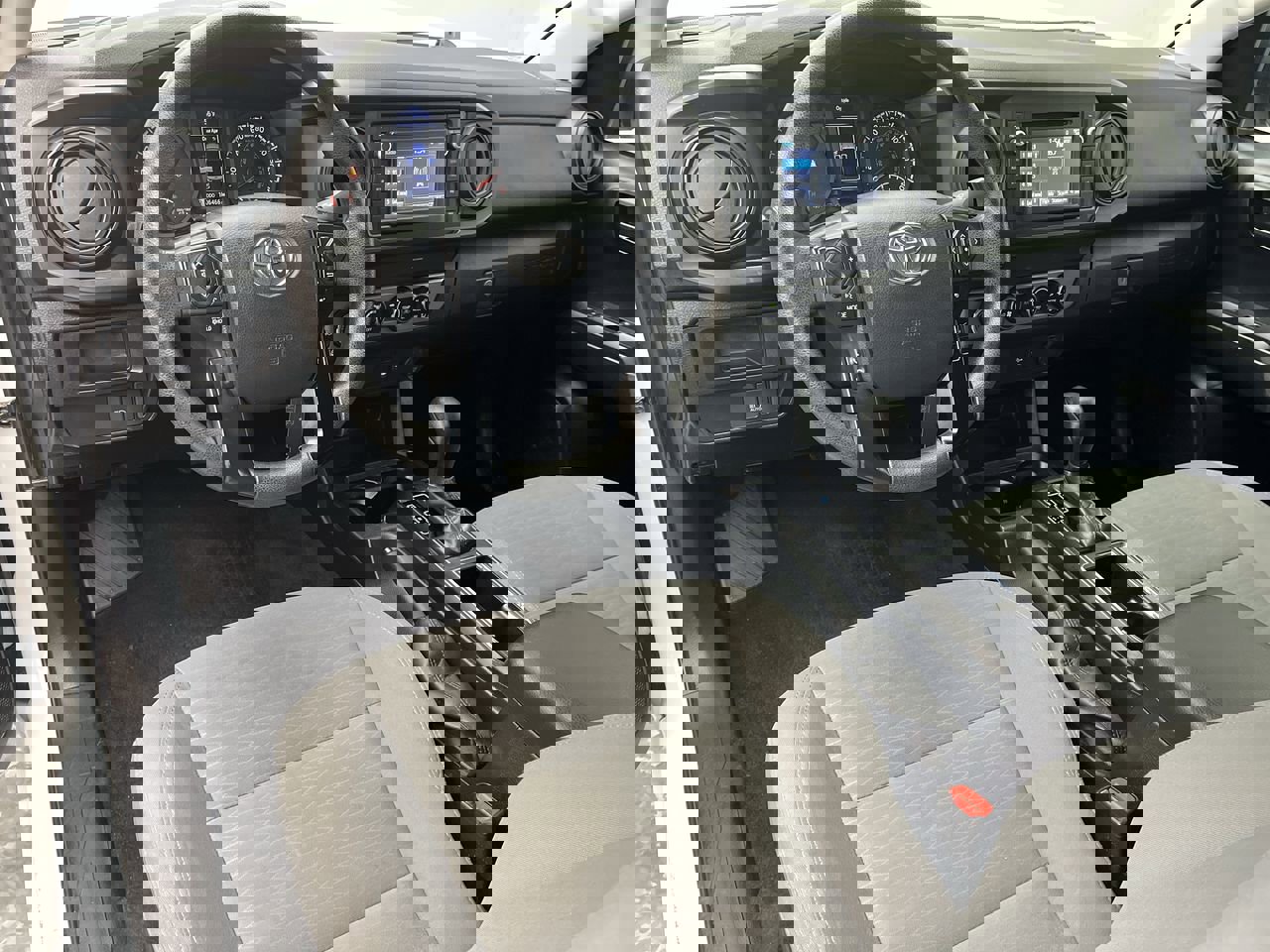 2019 Toyota Tacoma SR 4x4 photo 4