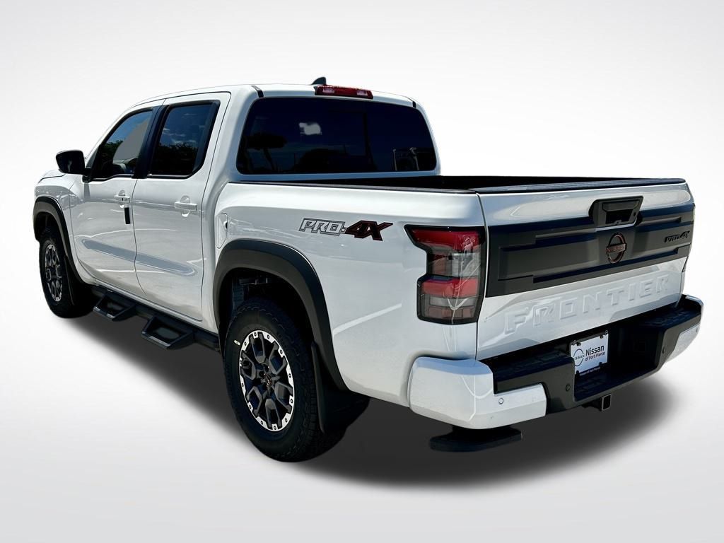 2025 Nissan Frontier PRO-4X photo 4