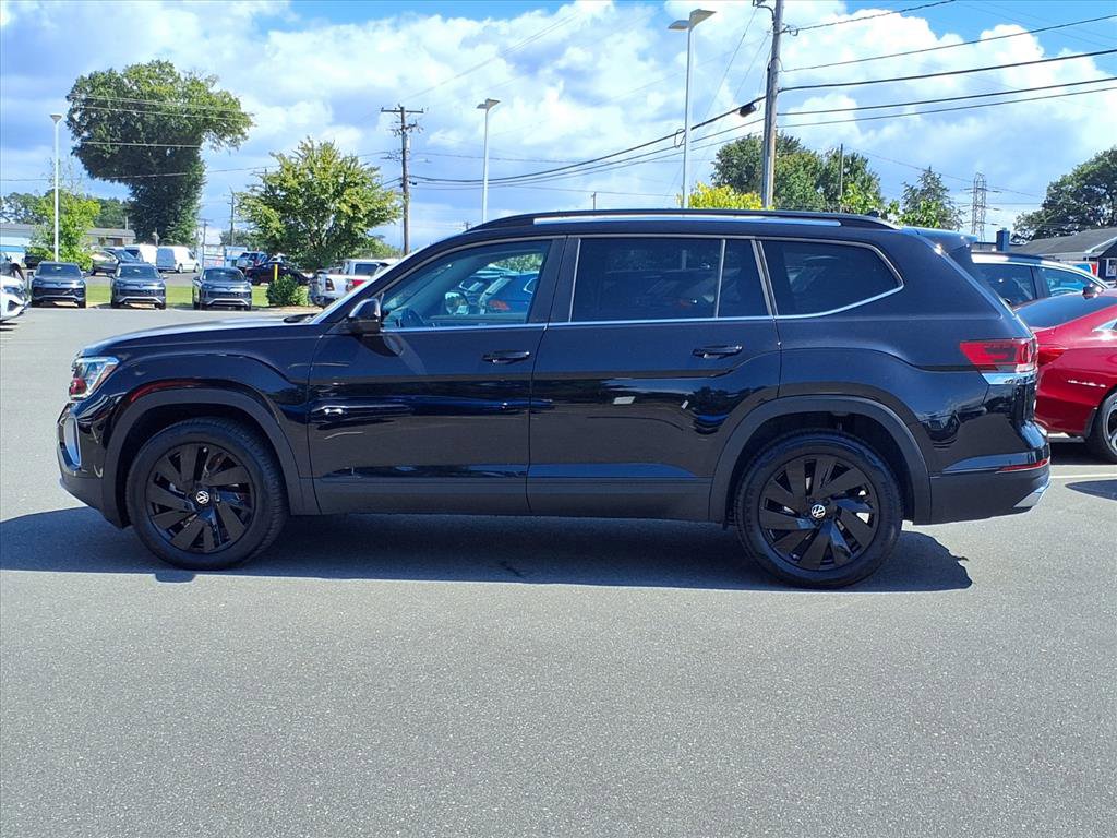 2025 Volkswagen Atlas SE Technology photo 14
