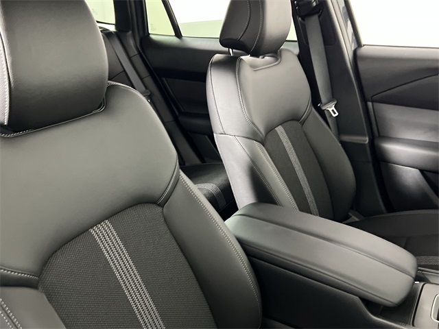 2025 Mazda CX-50 2.5 S Preferred photo 17