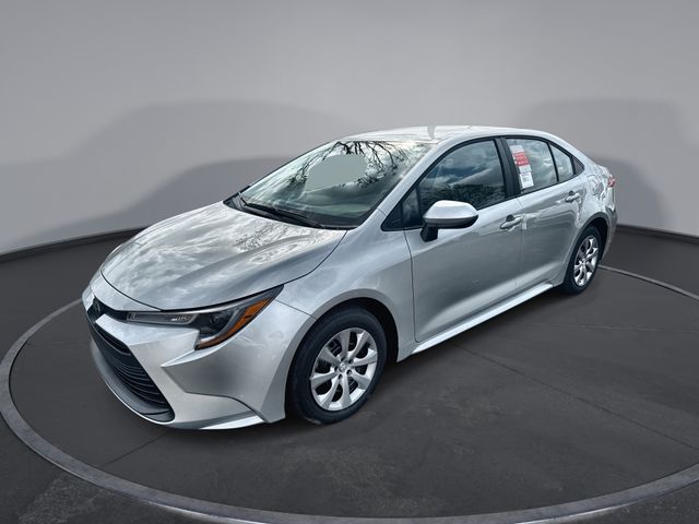 2026 Toyota Corolla LE's photo