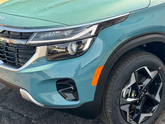 2026 Kia Seltos EX photo 10