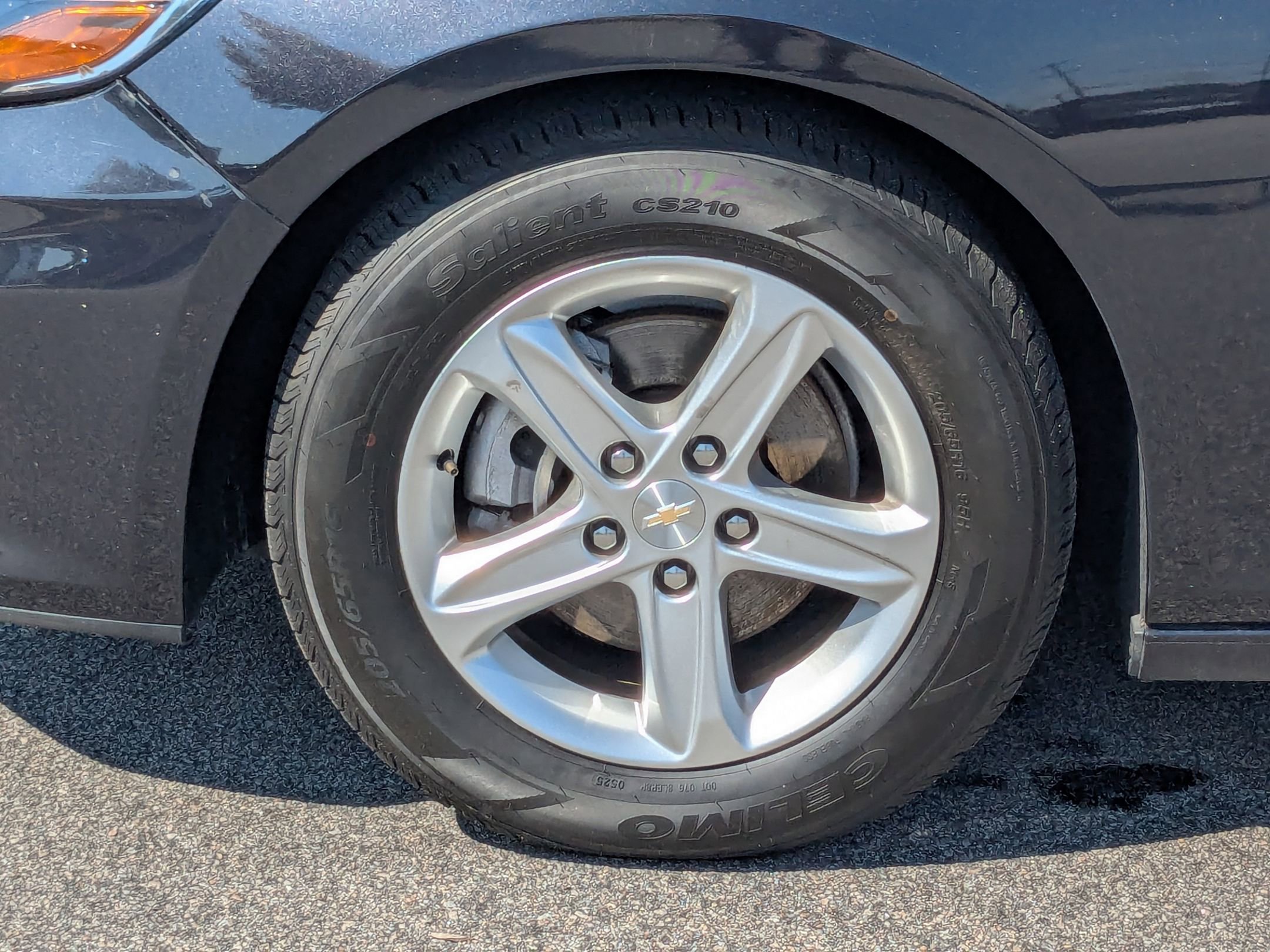 2023 Chevrolet Malibu 1LT photo 3