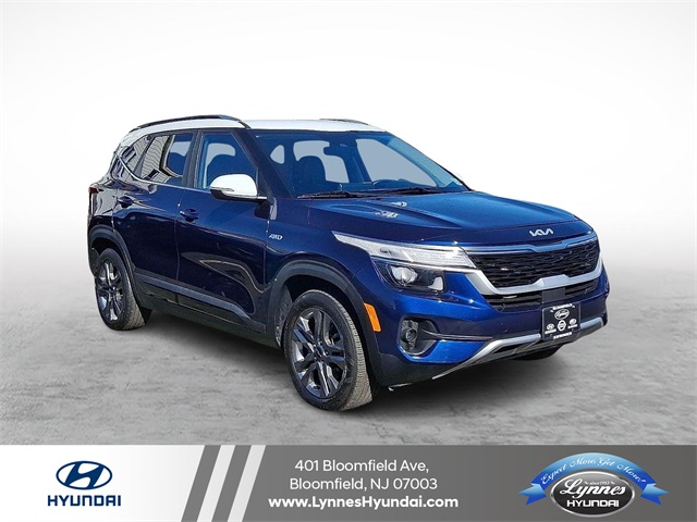 2022 Kia Seltos S's photo