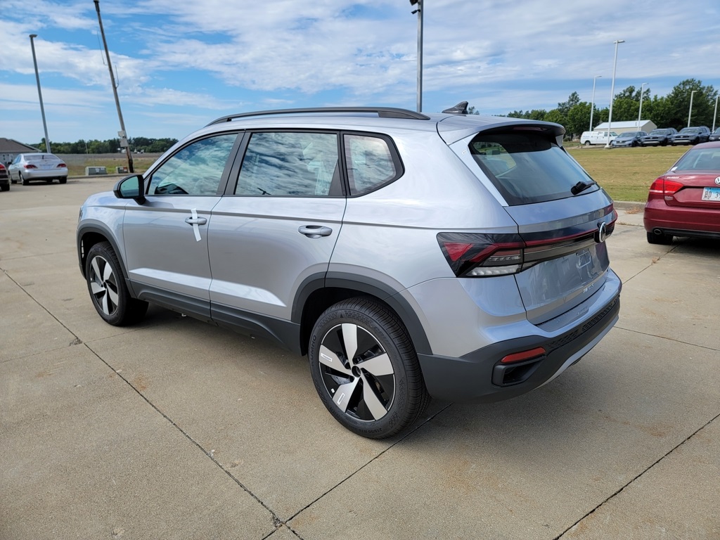 2025 Volkswagen Taos S photo 4