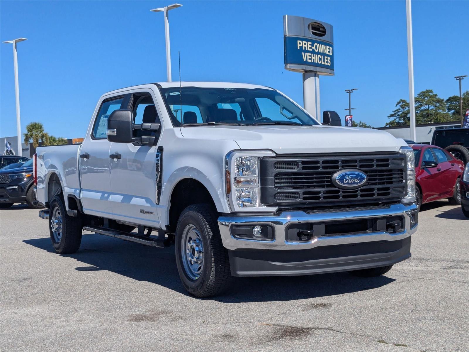 2026 Ford F-350 XL photo 3