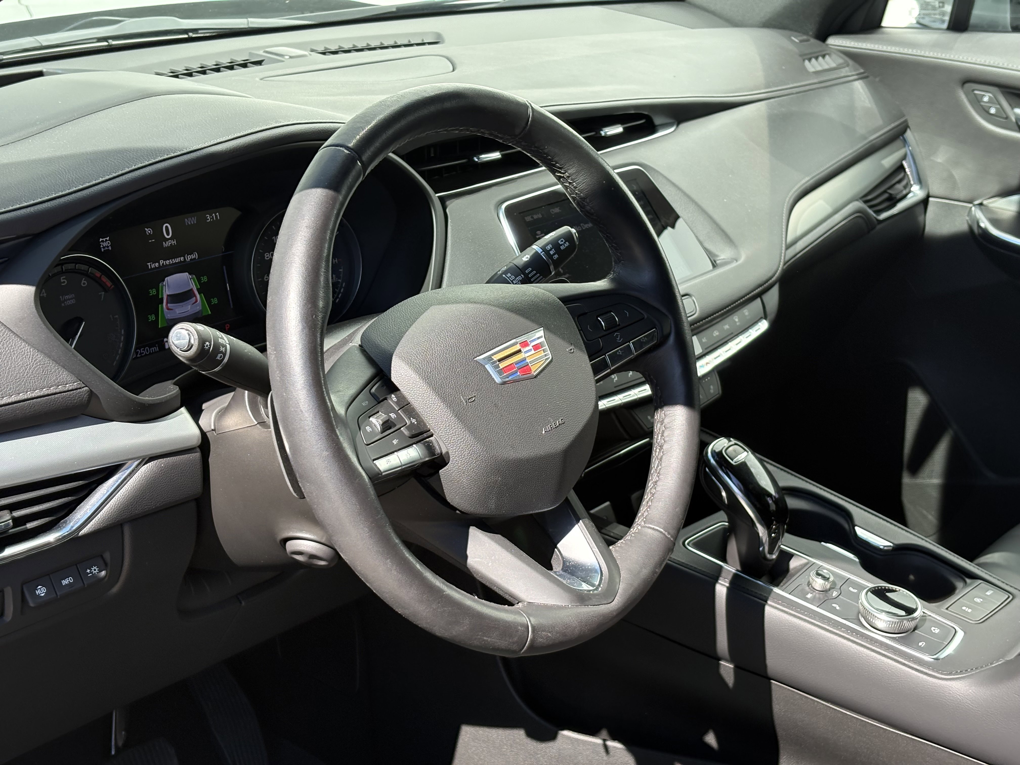 2023 Cadillac XT4 Premium Luxury photo 10
