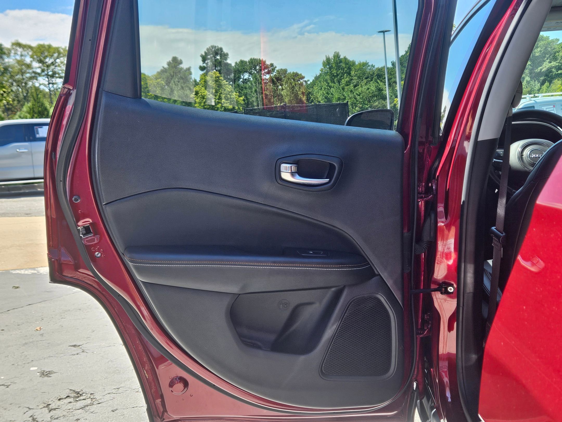 2021 Jeep Compass Latitude photo 21