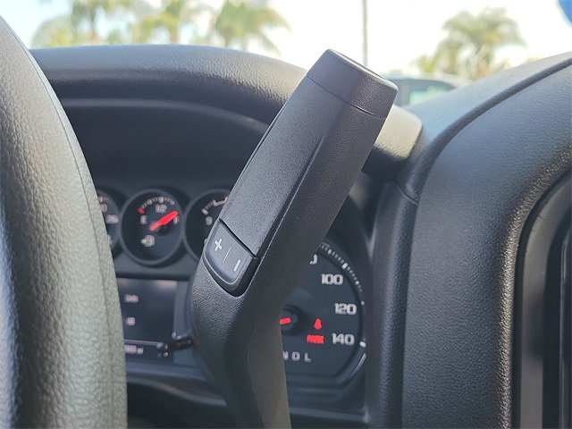 2025 Chevrolet Silverado 1500 Custom photo 11