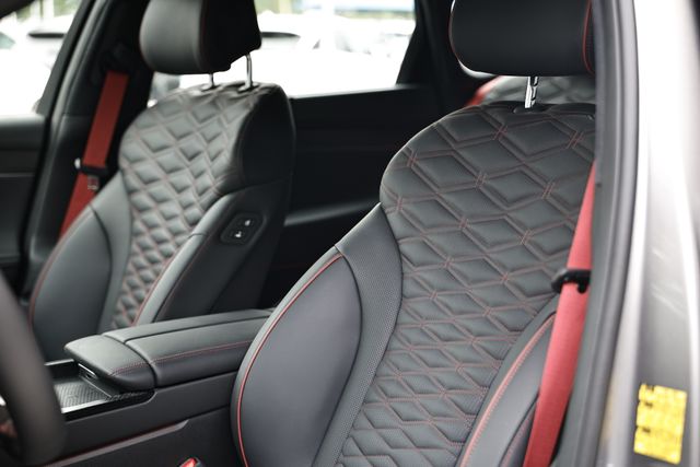 2025 Genesis G80 3.5T Sport Prestige photo 24
