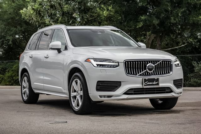 2021 Volvo XC90 Momentum photo 7