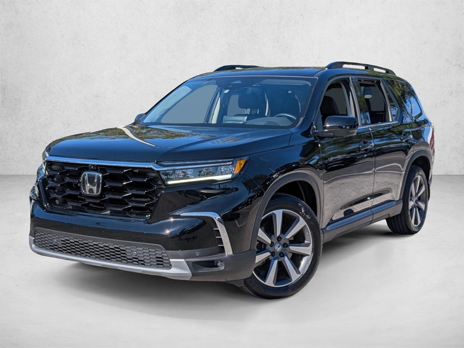 2025 Honda Pilot Elite's photo