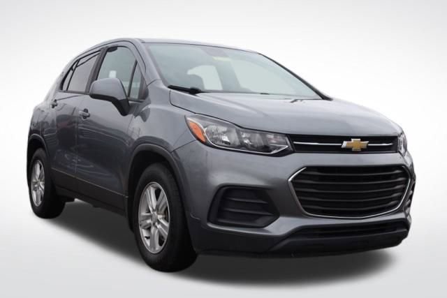 2020 Chevrolet Trax LS's photo
