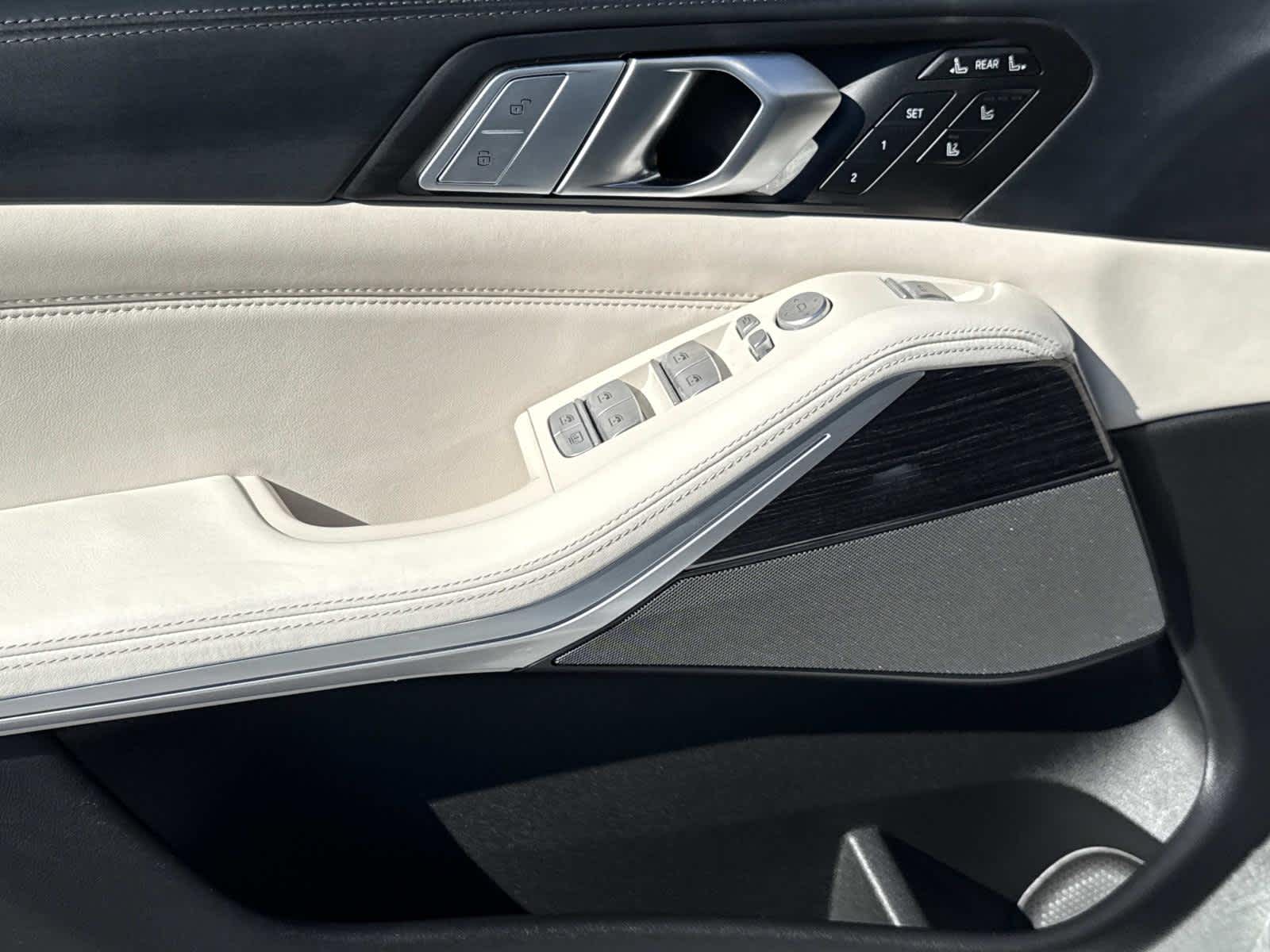2022 Bmw X7 M50i photo 21